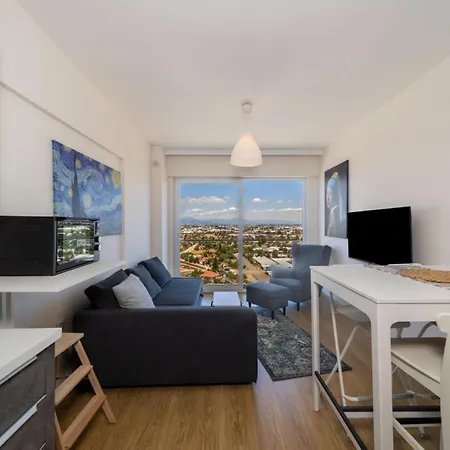 Pleasant Flat With Shared Pool In Kepez Daire Antalya