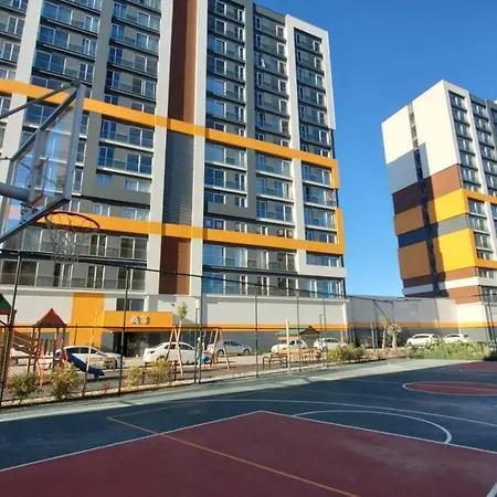 Daire Pleasant Flat With Shared Pool In Kepez *